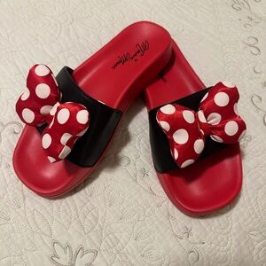 Disney - Minnie Mouse sandals - size 9